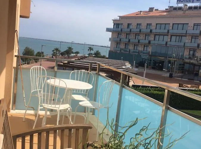 Апартаменты Flamingo Амполья